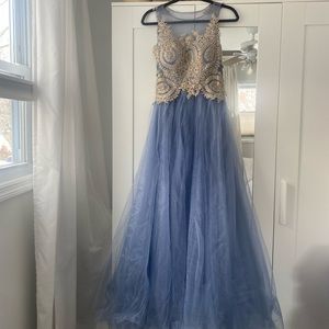 Gorgeous dress